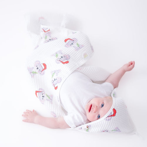 linear-gradient(125deg, rgba(237,15,26,1) 50%, rgba(255,255,255,1) 50%)